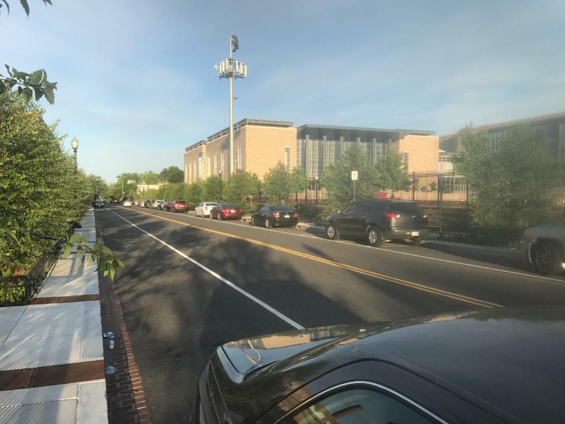 Steps To Convention Center, Downtown Dc, And Metro Station: Private And Comfortable Bedroom/Bathroom Washington Luaran gambar