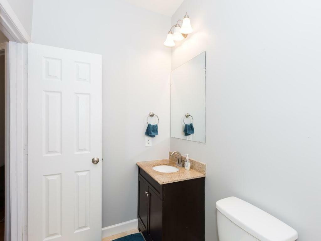 Steps To Convention Center, Downtown Dc, And Metro Station: Private And Comfortable Bedroom/Bathroom Washington Luaran gambar